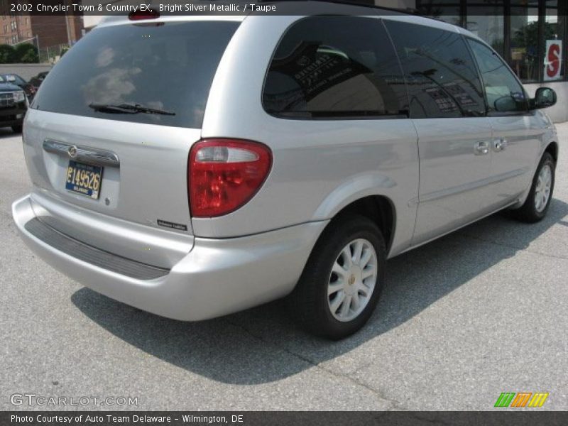 Bright Silver Metallic / Taupe 2002 Chrysler Town & Country EX