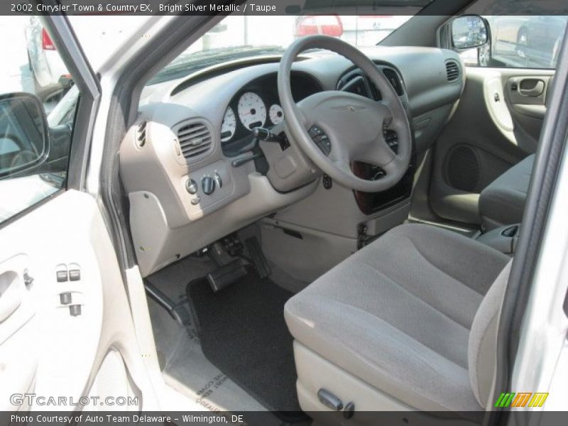 Bright Silver Metallic / Taupe 2002 Chrysler Town & Country EX