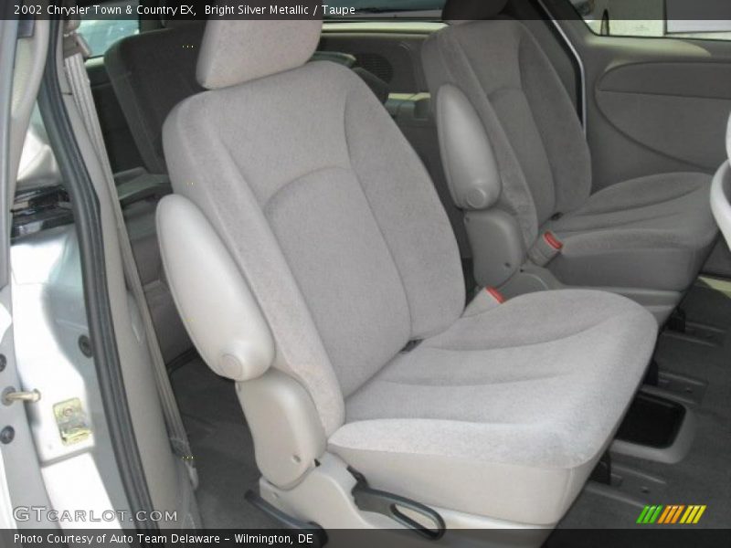 Bright Silver Metallic / Taupe 2002 Chrysler Town & Country EX
