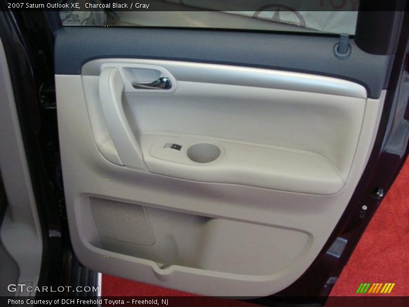 Charcoal Black / Gray 2007 Saturn Outlook XE