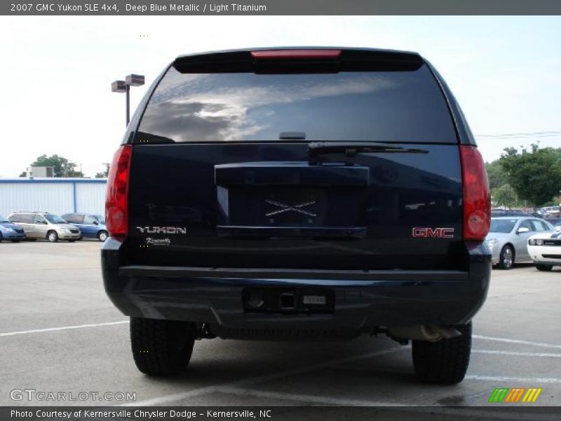 Deep Blue Metallic / Light Titanium 2007 GMC Yukon SLE 4x4