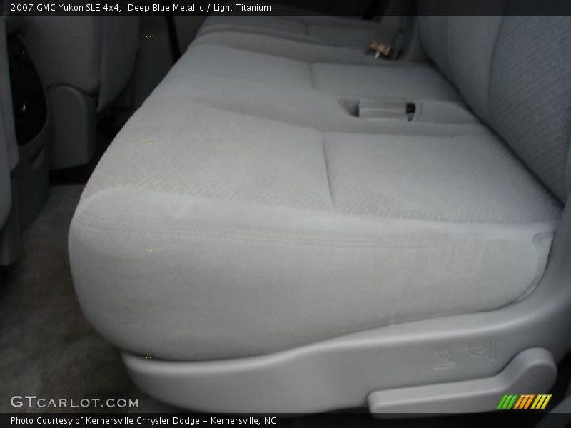 Deep Blue Metallic / Light Titanium 2007 GMC Yukon SLE 4x4