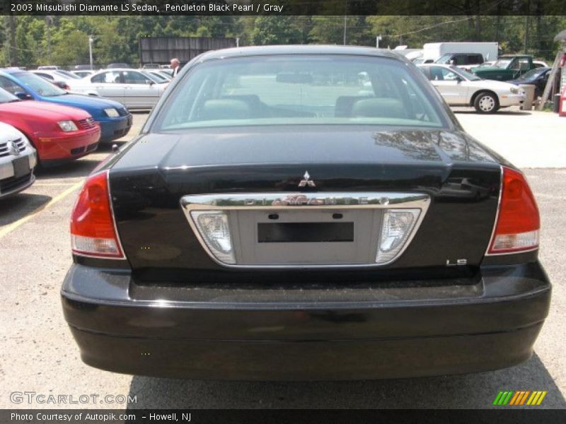Pendleton Black Pearl / Gray 2003 Mitsubishi Diamante LS Sedan