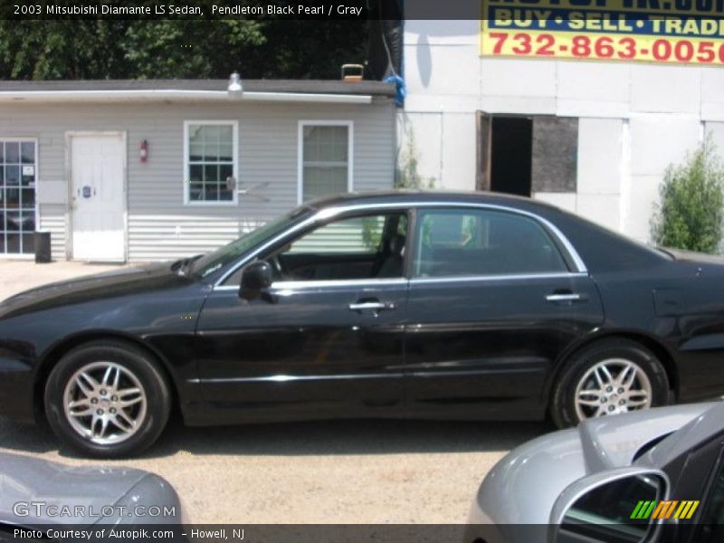 Pendleton Black Pearl / Gray 2003 Mitsubishi Diamante LS Sedan