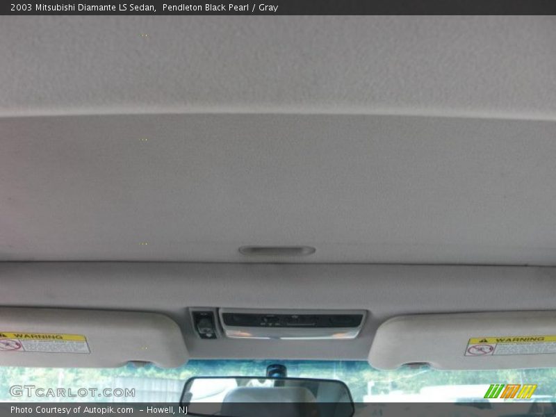 Pendleton Black Pearl / Gray 2003 Mitsubishi Diamante LS Sedan