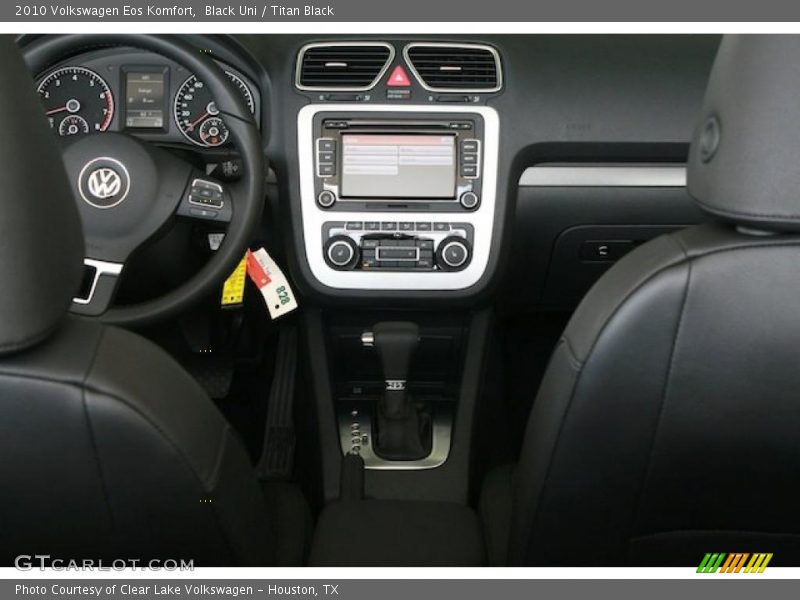 Black Uni / Titan Black 2010 Volkswagen Eos Komfort