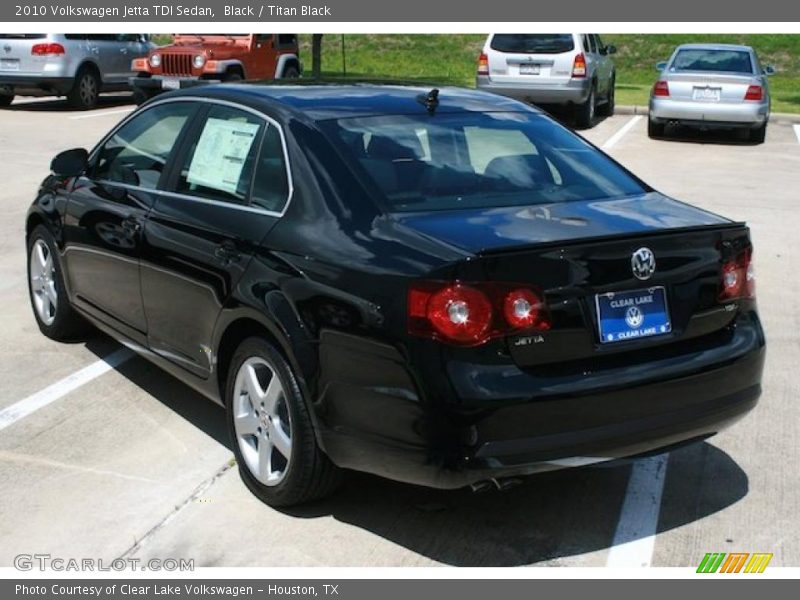 Black / Titan Black 2010 Volkswagen Jetta TDI Sedan