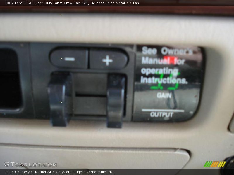 Arizona Beige Metallic / Tan 2007 Ford F250 Super Duty Lariat Crew Cab 4x4