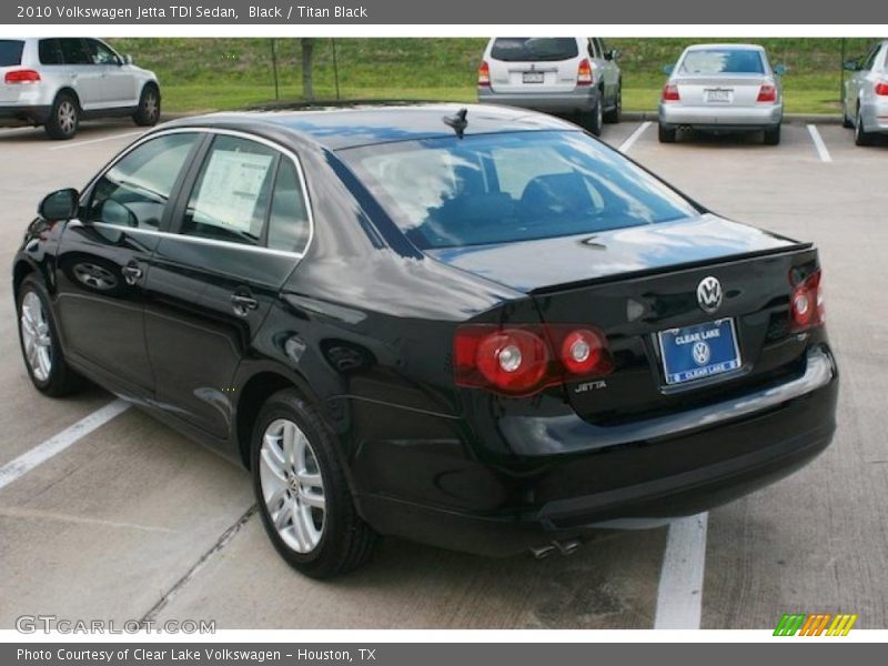 Black / Titan Black 2010 Volkswagen Jetta TDI Sedan