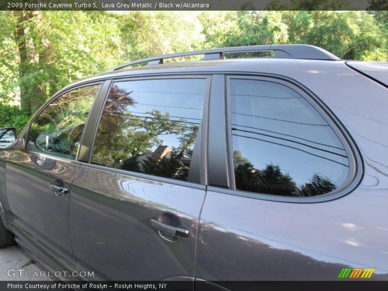 Lava Grey Metallic / Black w/Alcantara 2009 Porsche Cayenne Turbo S