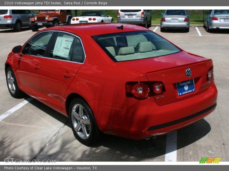 Salsa Red / Cornsilk Beige 2010 Volkswagen Jetta TDI Sedan