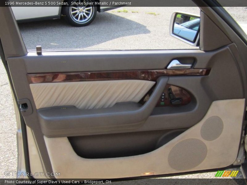 Smoke Silver Metallic / Parchment 1996 Mercedes-Benz S 500 Sedan