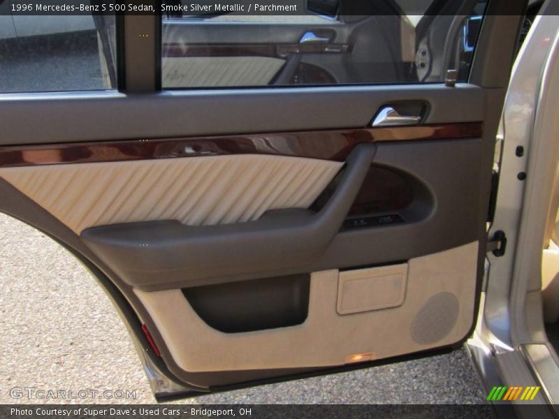Smoke Silver Metallic / Parchment 1996 Mercedes-Benz S 500 Sedan