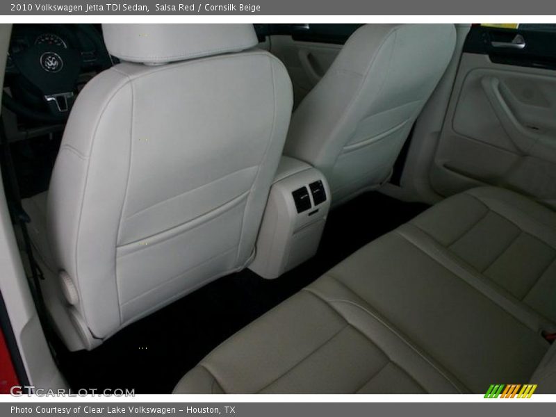 Salsa Red / Cornsilk Beige 2010 Volkswagen Jetta TDI Sedan