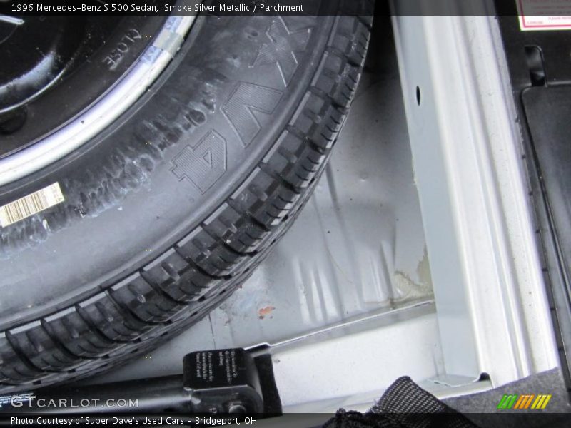 Smoke Silver Metallic / Parchment 1996 Mercedes-Benz S 500 Sedan