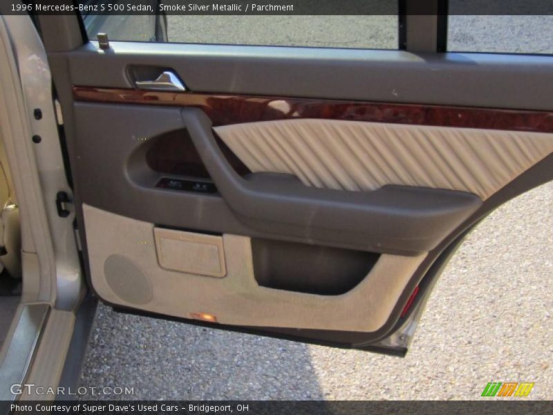 Smoke Silver Metallic / Parchment 1996 Mercedes-Benz S 500 Sedan