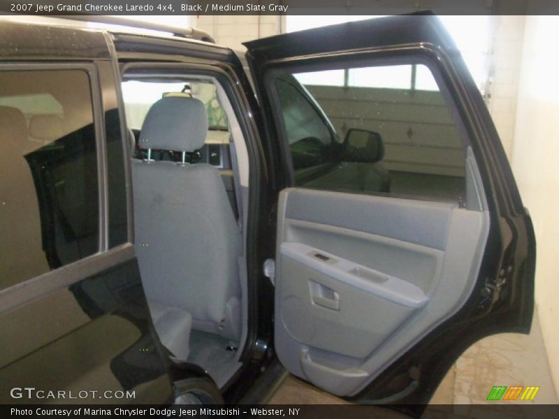 Black / Medium Slate Gray 2007 Jeep Grand Cherokee Laredo 4x4