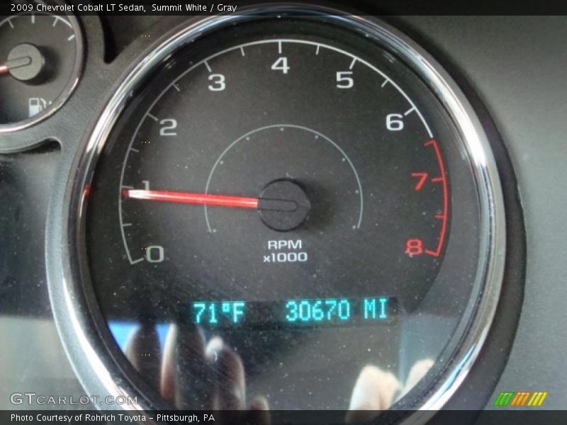 Summit White / Gray 2009 Chevrolet Cobalt LT Sedan