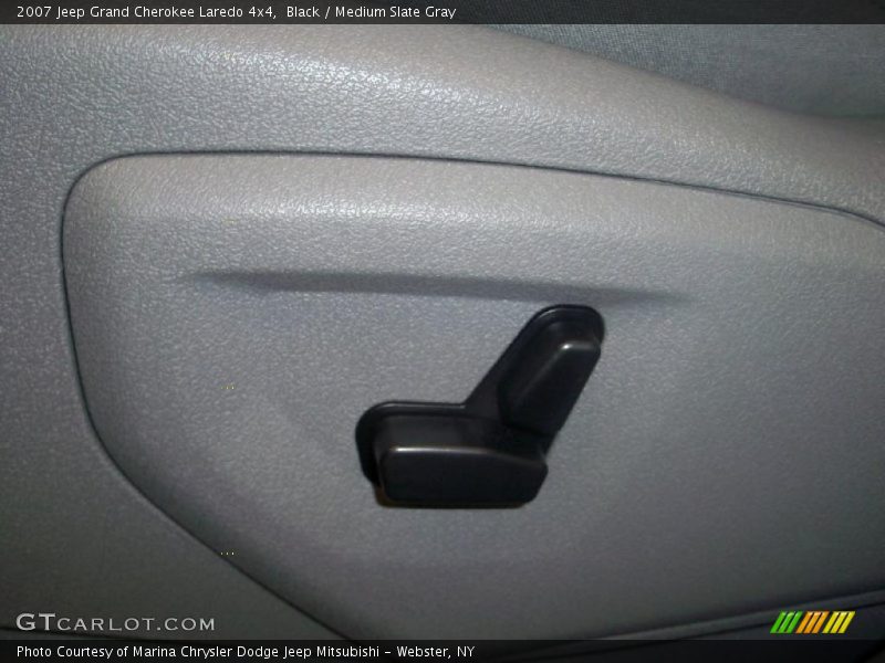 Black / Medium Slate Gray 2007 Jeep Grand Cherokee Laredo 4x4