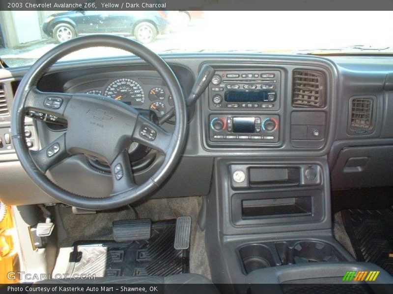 Yellow / Dark Charcoal 2003 Chevrolet Avalanche Z66