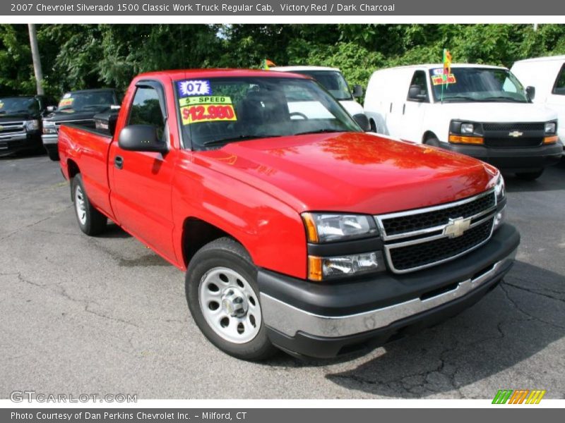 Victory Red / Dark Charcoal 2007 Chevrolet Silverado 1500 Classic Work Truck Regular Cab