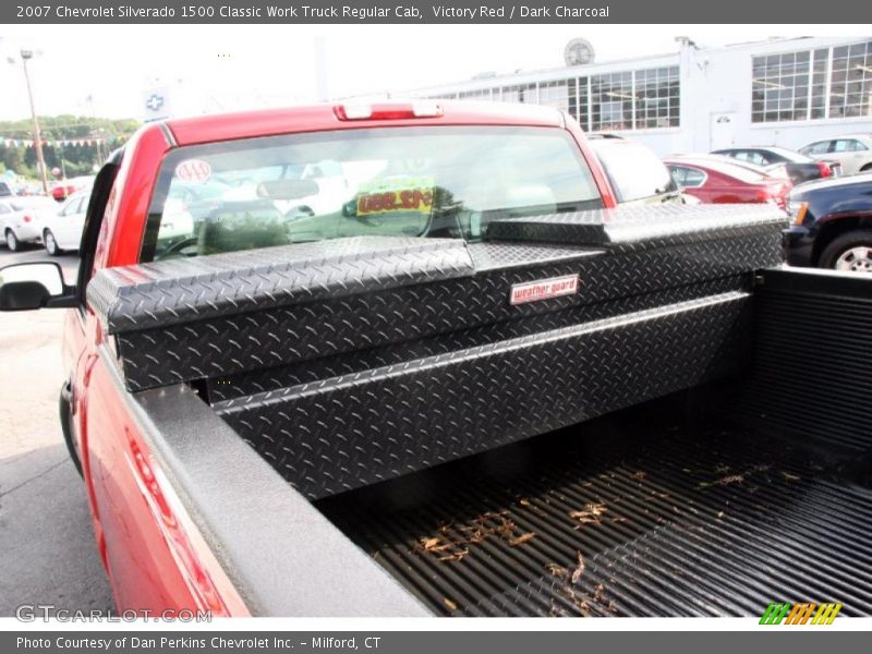 Victory Red / Dark Charcoal 2007 Chevrolet Silverado 1500 Classic Work Truck Regular Cab