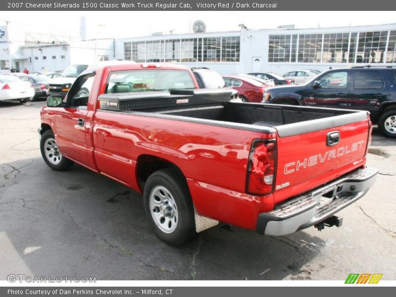 Victory Red / Dark Charcoal 2007 Chevrolet Silverado 1500 Classic Work Truck Regular Cab