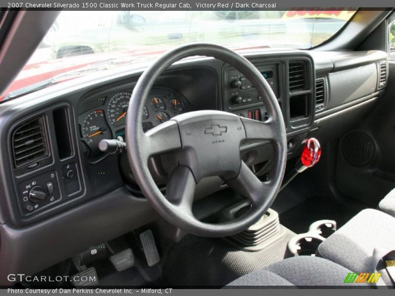Victory Red / Dark Charcoal 2007 Chevrolet Silverado 1500 Classic Work Truck Regular Cab