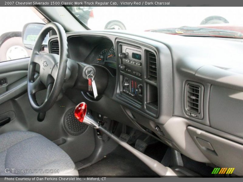 Victory Red / Dark Charcoal 2007 Chevrolet Silverado 1500 Classic Work Truck Regular Cab