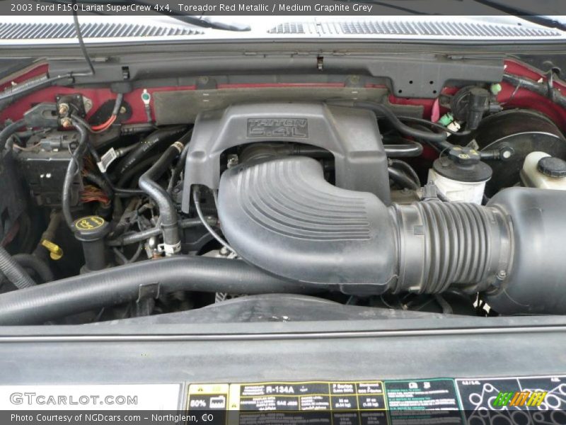 Toreador Red Metallic / Medium Graphite Grey 2003 Ford F150 Lariat SuperCrew 4x4
