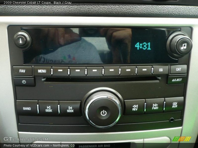 Black / Gray 2009 Chevrolet Cobalt LT Coupe