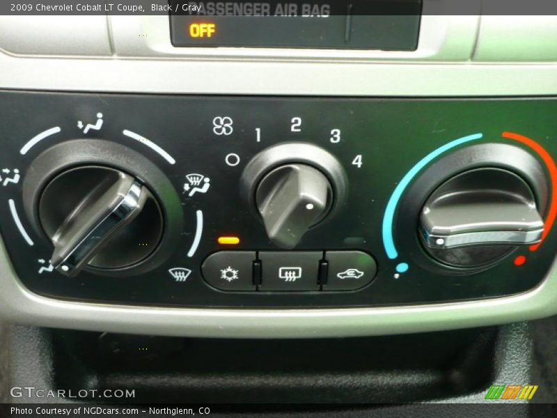 Black / Gray 2009 Chevrolet Cobalt LT Coupe