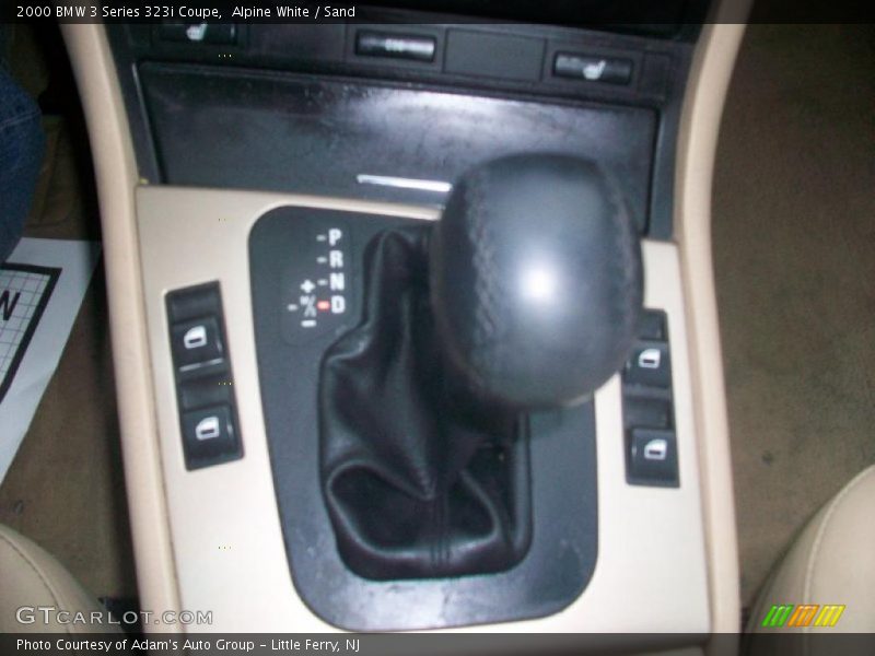 Alpine White / Sand 2000 BMW 3 Series 323i Coupe