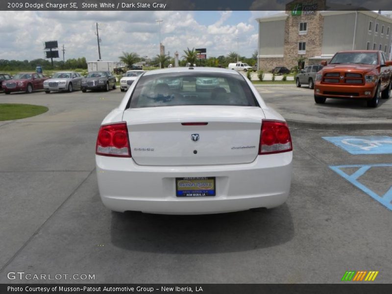 Stone White / Dark Slate Gray 2009 Dodge Charger SE