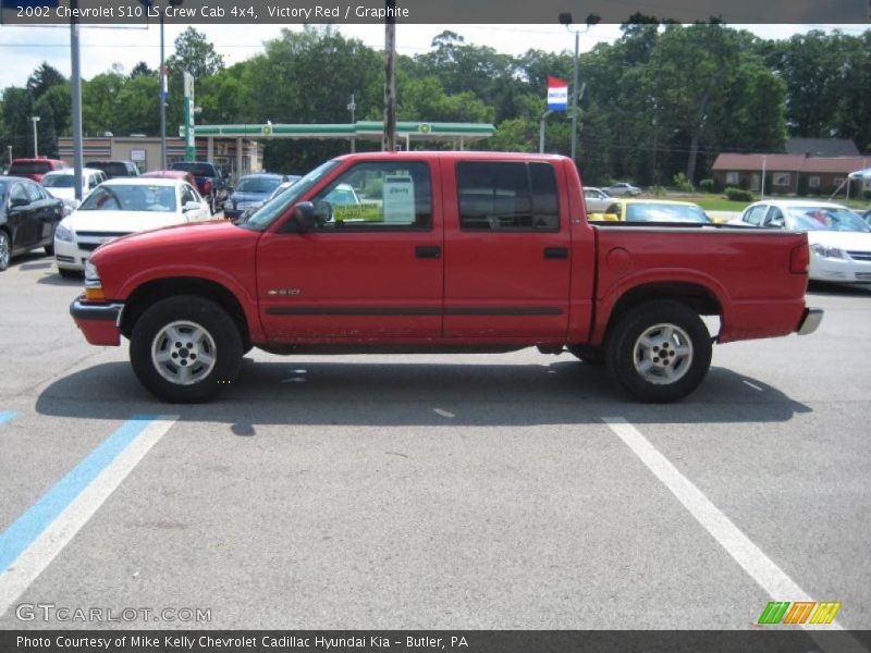 Victory Red / Graphite 2002 Chevrolet S10 LS Crew Cab 4x4