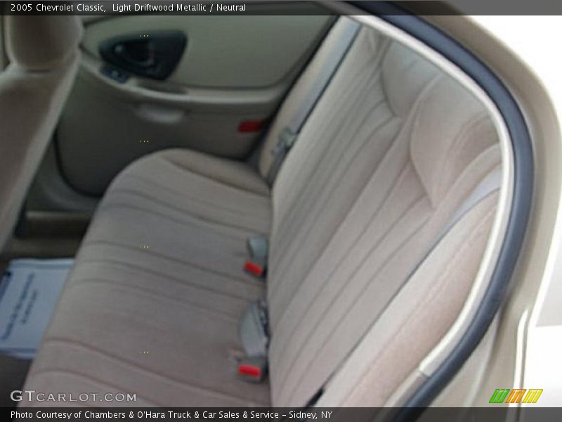 Light Driftwood Metallic / Neutral 2005 Chevrolet Classic
