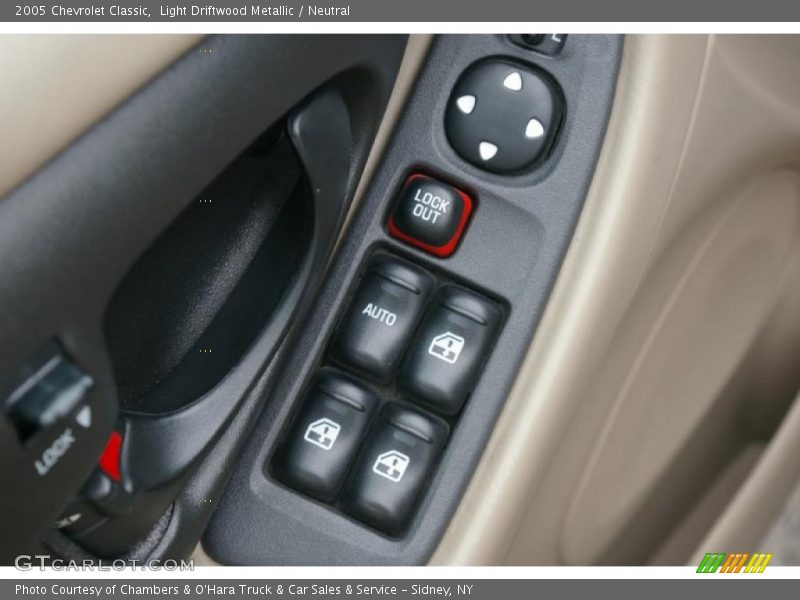 Light Driftwood Metallic / Neutral 2005 Chevrolet Classic