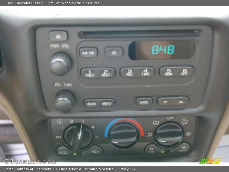 Light Driftwood Metallic / Neutral 2005 Chevrolet Classic