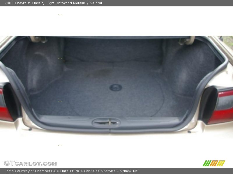 Light Driftwood Metallic / Neutral 2005 Chevrolet Classic