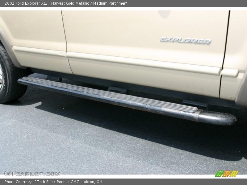 Harvest Gold Metallic / Medium Parchment 2002 Ford Explorer XLS