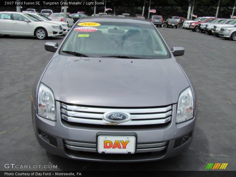 Tungsten Grey Metallic / Light Stone 2007 Ford Fusion SE