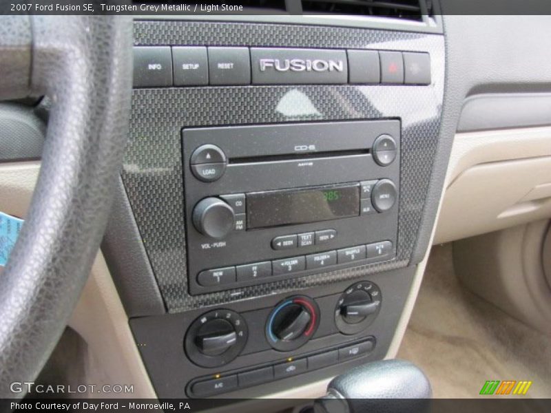 Tungsten Grey Metallic / Light Stone 2007 Ford Fusion SE