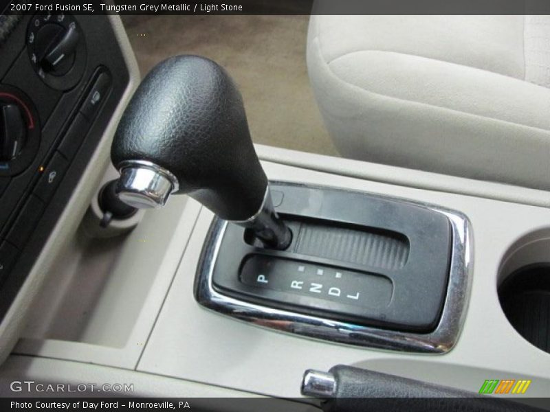 Tungsten Grey Metallic / Light Stone 2007 Ford Fusion SE