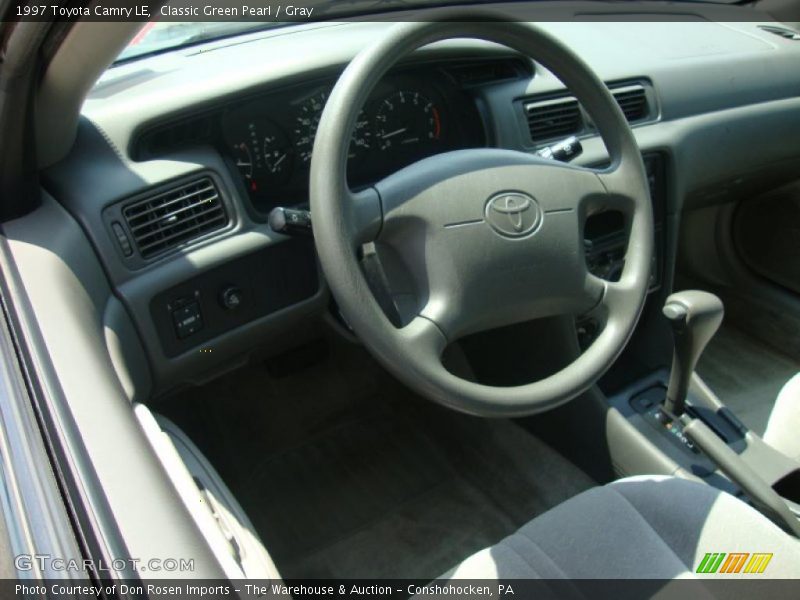 Classic Green Pearl / Gray 1997 Toyota Camry LE