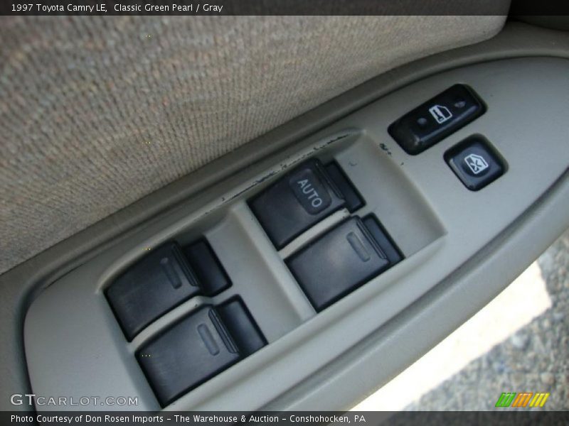 Classic Green Pearl / Gray 1997 Toyota Camry LE
