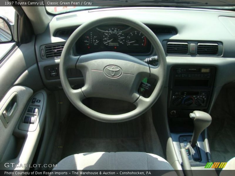 Classic Green Pearl / Gray 1997 Toyota Camry LE