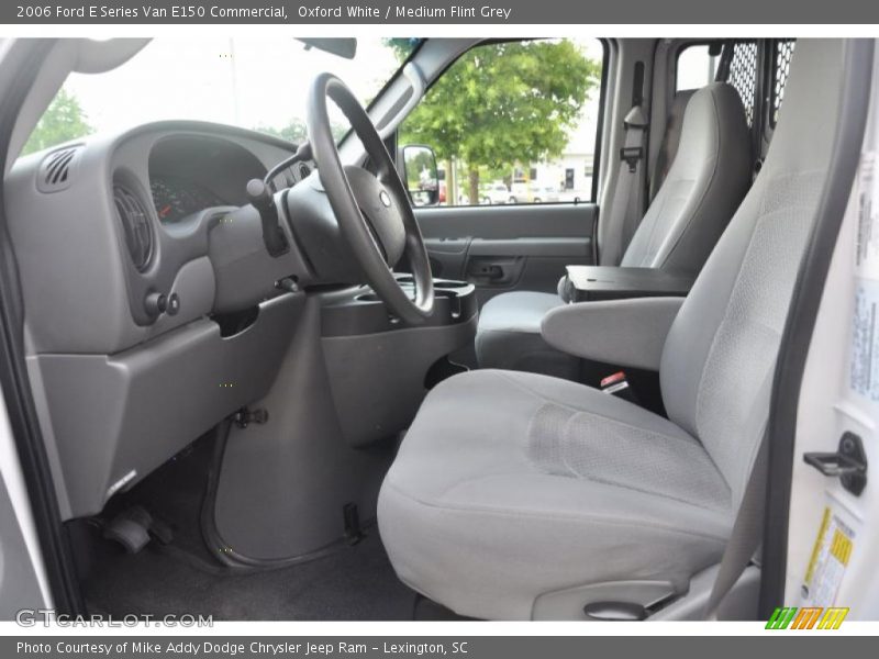 Oxford White / Medium Flint Grey 2006 Ford E Series Van E150 Commercial