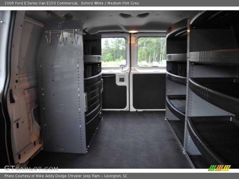 Oxford White / Medium Flint Grey 2006 Ford E Series Van E150 Commercial