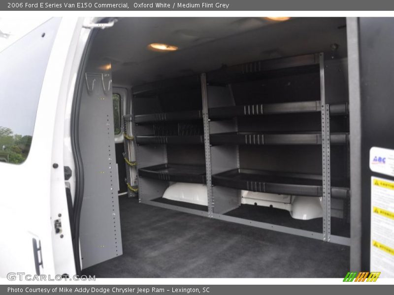 Oxford White / Medium Flint Grey 2006 Ford E Series Van E150 Commercial