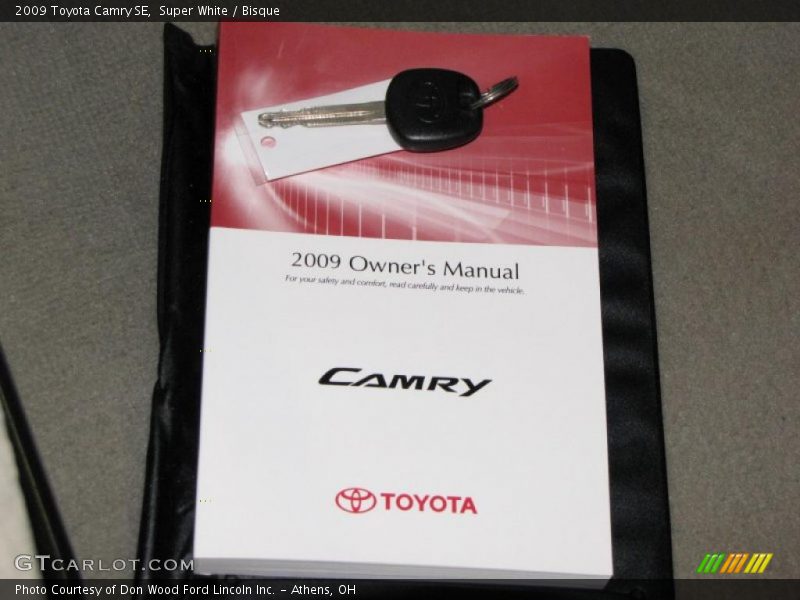 Super White / Bisque 2009 Toyota Camry SE